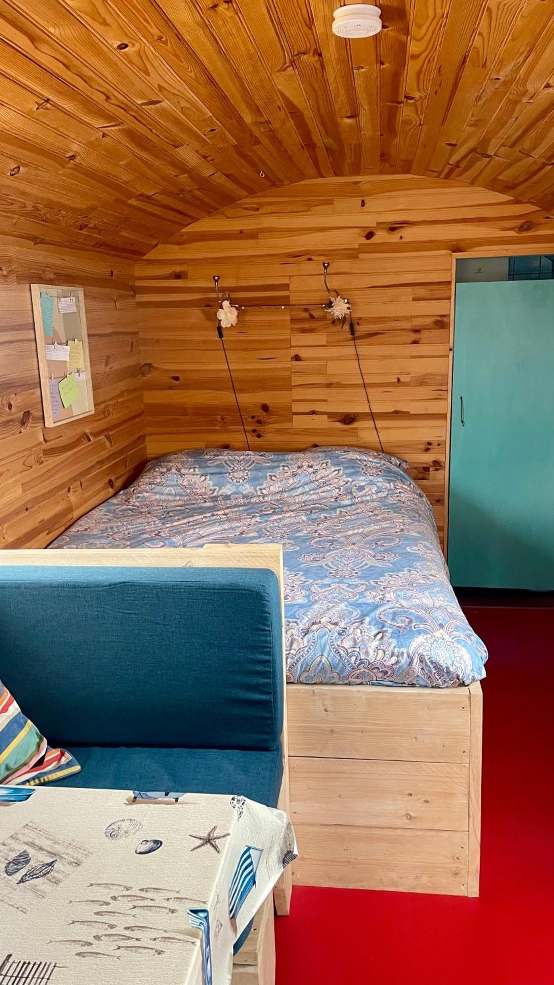 Island Sleeping Botel *